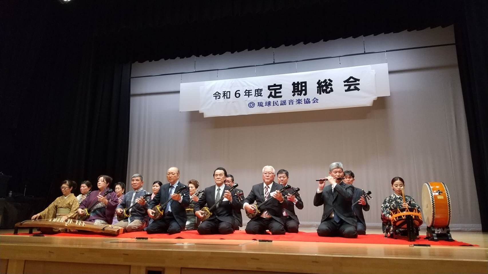 琉球民謡音楽協会・総会 / 大工哲弘 南風ぬイヤリィ