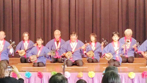 左が真理華ちゃん、真中は会長の武富さん、右が千代治くん