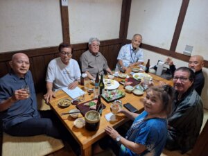 八重山農林の同級生会、於居酒屋「守礼」にて